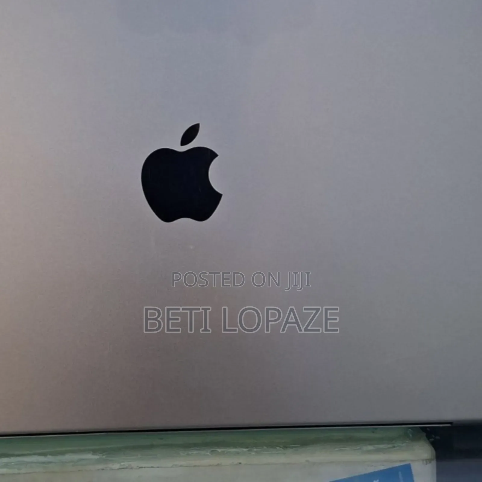 New Laptop Apple MacBook Pro 2021 M1 16GB Intel Core I5 SSD 512GB