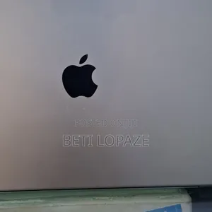 Photo - New Laptop Apple MacBook Pro 2021 M1 16GB Intel Core I5 SSD 512GB