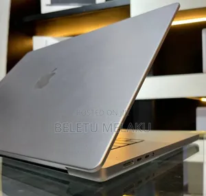 New Laptop Apple MacBook Pro M1 32GB Apple M1 SSD 1T