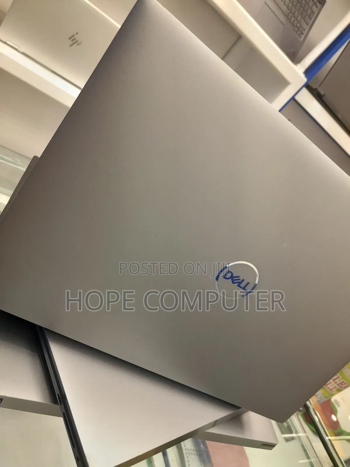 New Laptop Dell Precision 17 7720 32GB Intel Core I9 SSD 1T