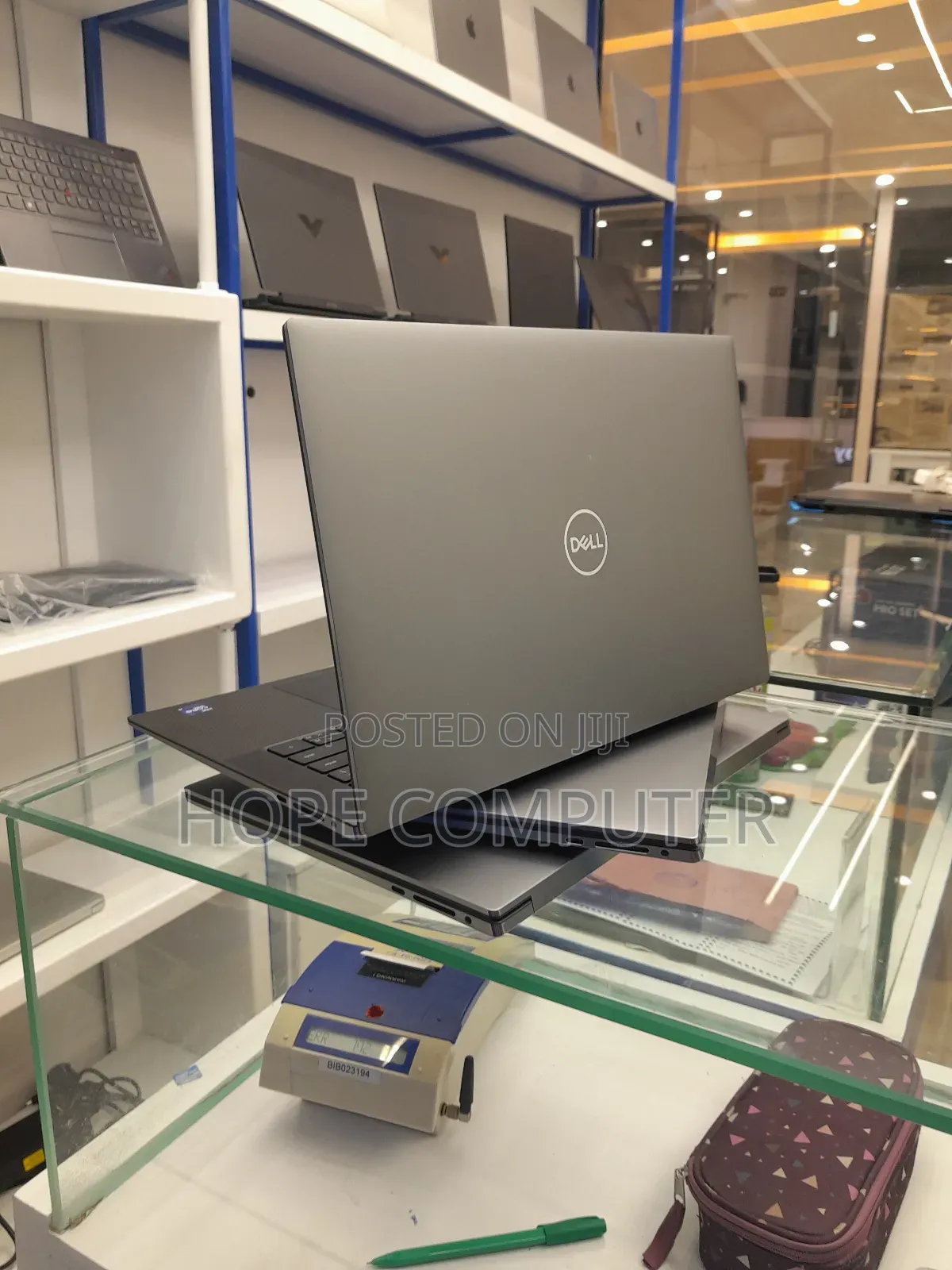 New Laptop Dell Precision 17 7720 32GB Intel Core I9 SSD 1T