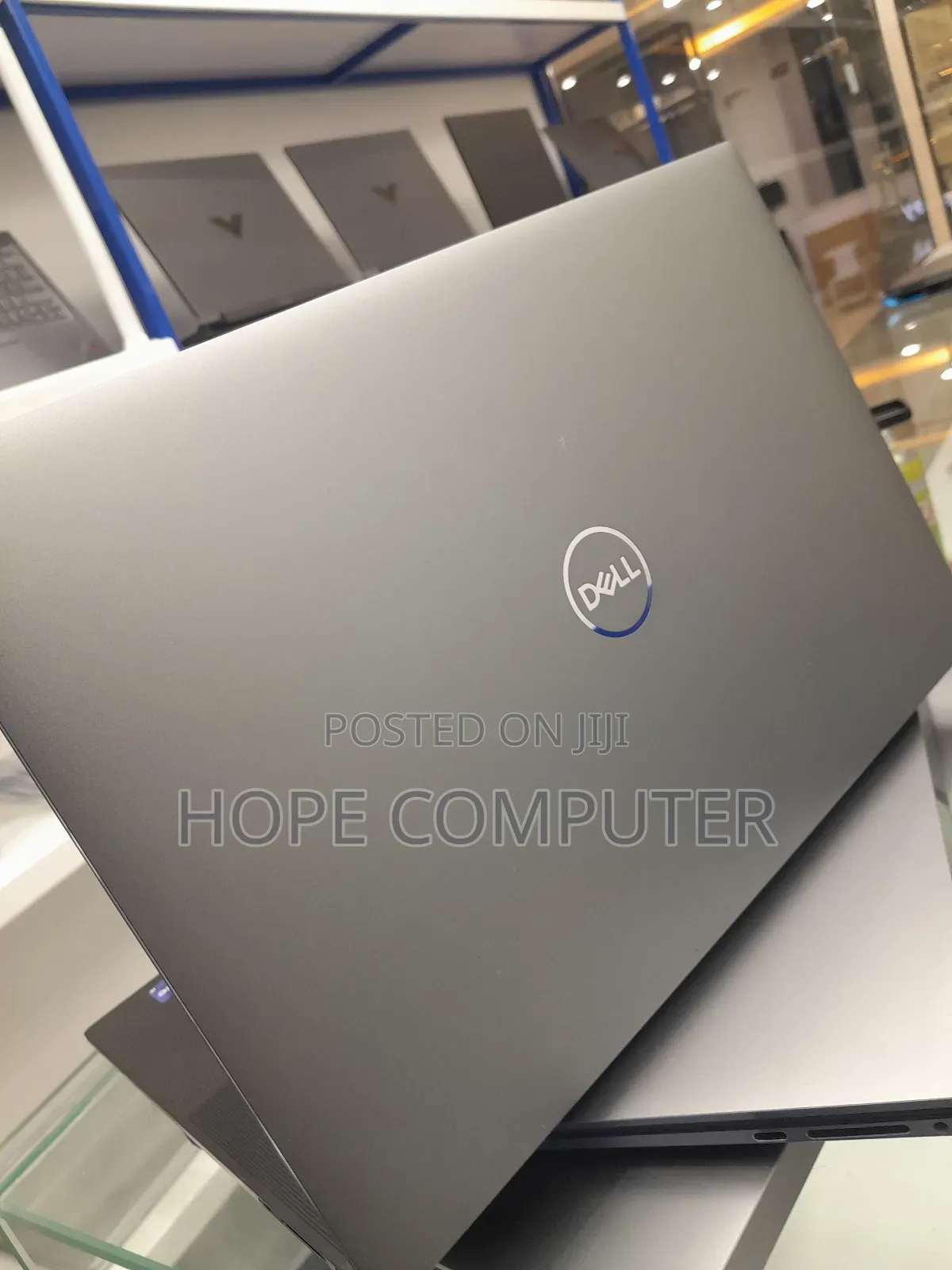New Laptop Dell Precision 17 7720 32GB Intel Core I9 SSD 1T