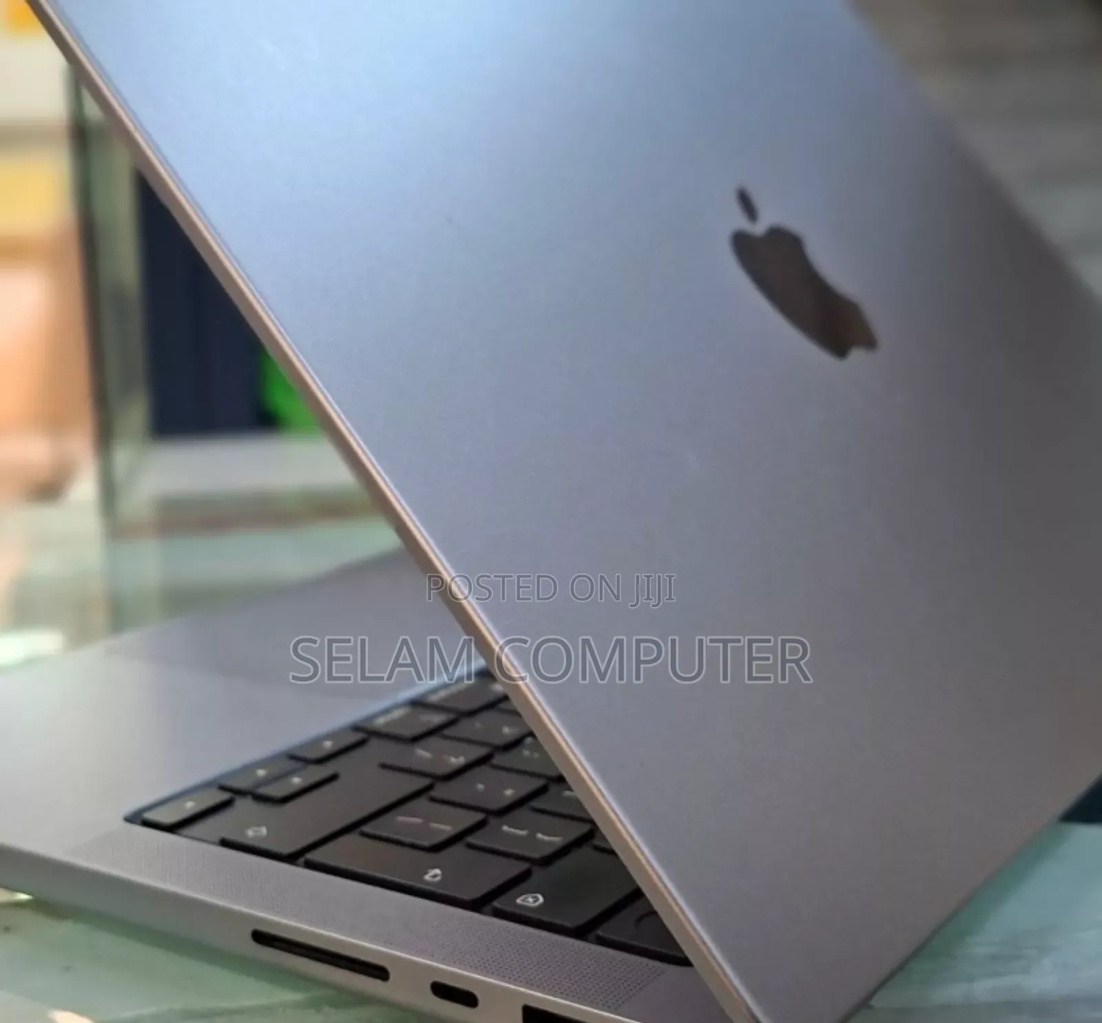 New Laptop Apple MacBook Pro 2021 M1 16GB Apple M1 SSD 512GB