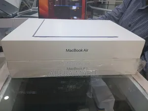 New Laptop Apple MacBook Air 2025 M4 15-Inch 16GB Apple M4 SSD 256GB