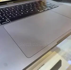 New Laptop Apple MacBook Pro 2019 32GB Intel Core I9 SSD 512GB