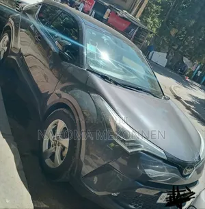 Photo - Toyota C-HR 2019 Gray