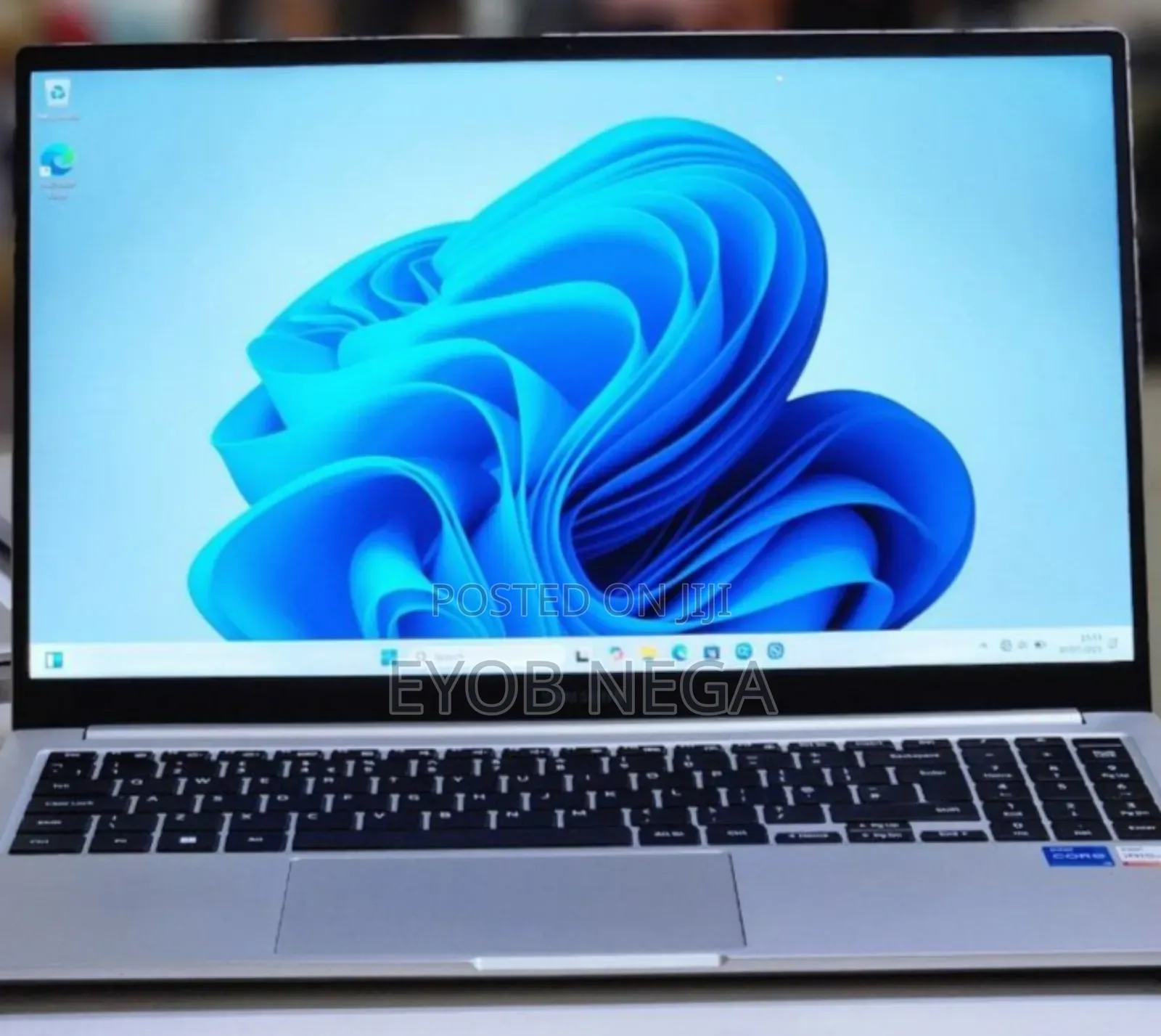 New Laptop Samsung 8GB Intel Core I5 SSD 512GB