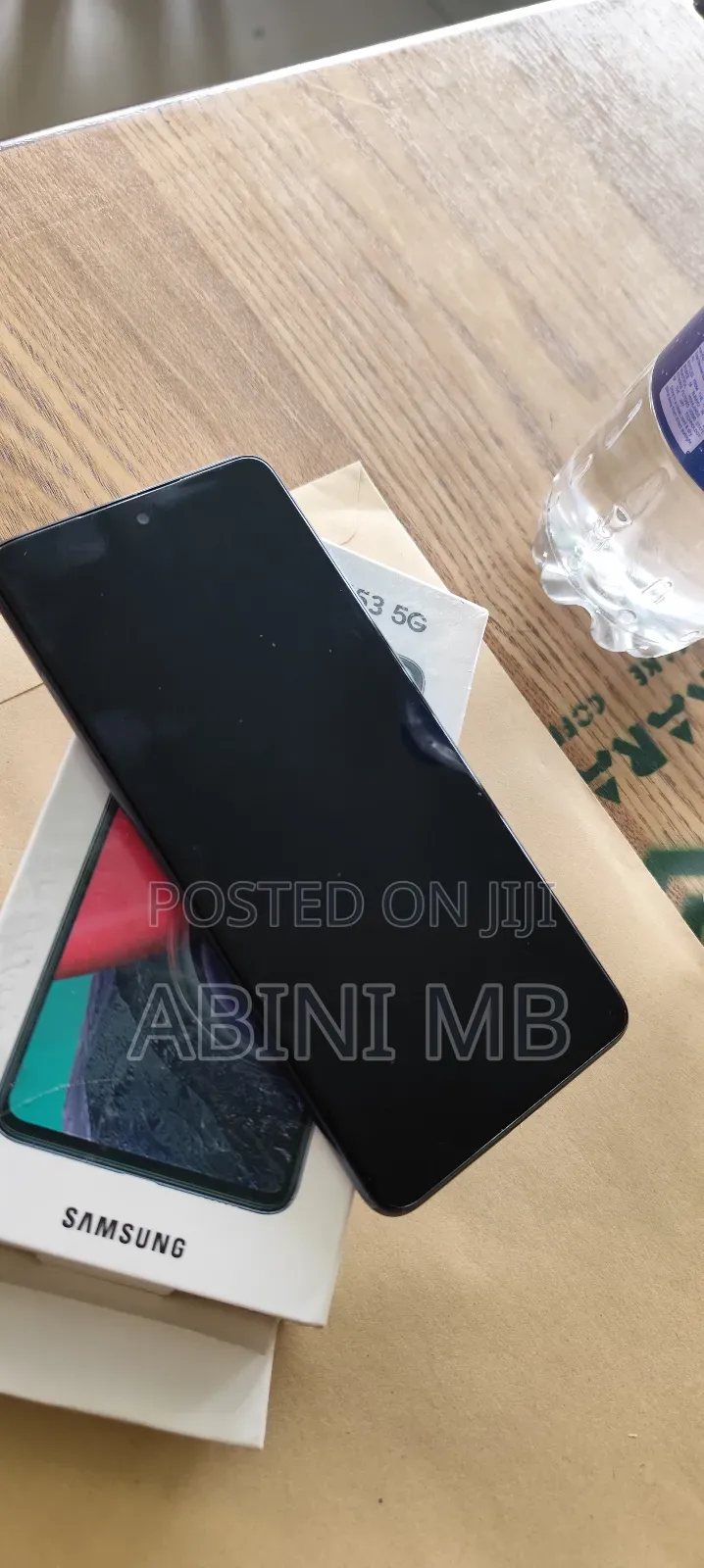 New Samsung Galaxy M53 128 GB Black