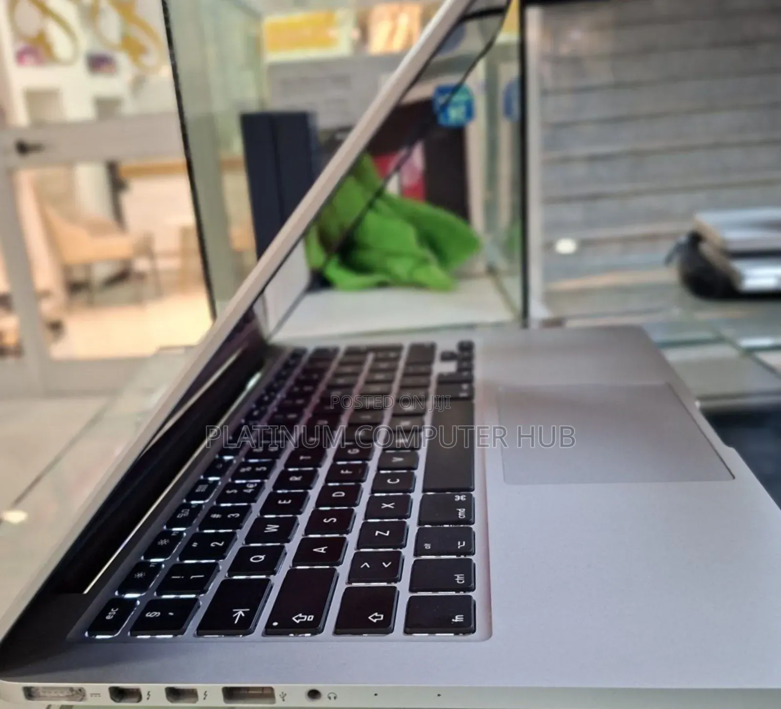 New Laptop Apple MacBook Pro 2013 16GB Intel Core I5 SSD 512GB