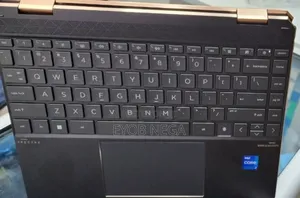 New Laptop HP Spectre X360 16GB Intel Core I7 SSD 512GB