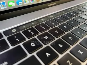 New Laptop Apple MacBook Pro 2019 32GB Intel Core I9 SSD 512GB