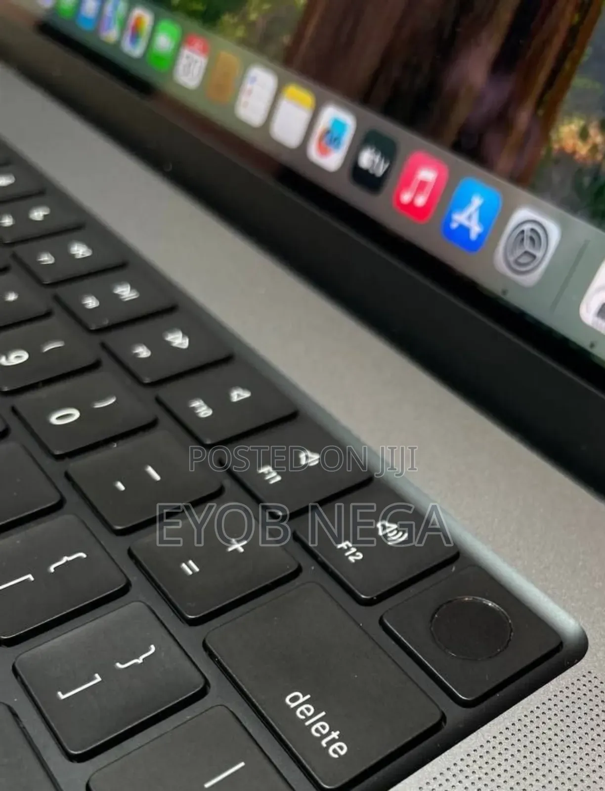 New Laptop Apple MacBook Pro M1 32GB Apple M1 Pro SSD 1T