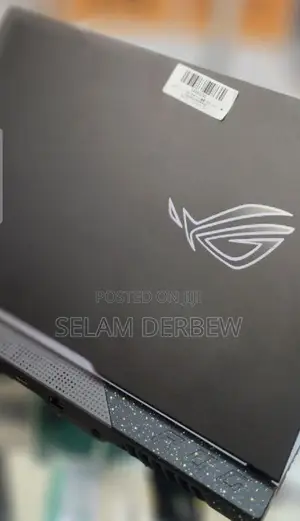 New Laptop Asus ROG Strix G15 16GB AMD Ryzen 9 SSD 512GB