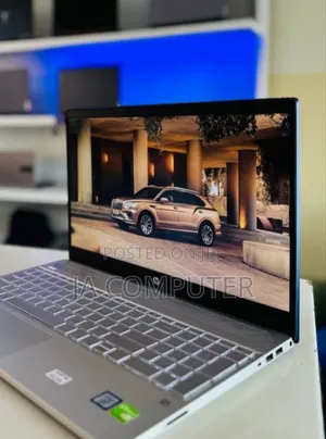 Photo - Laptop HP Pavilion 15 8GB Intel Core I5 SSD 512GB