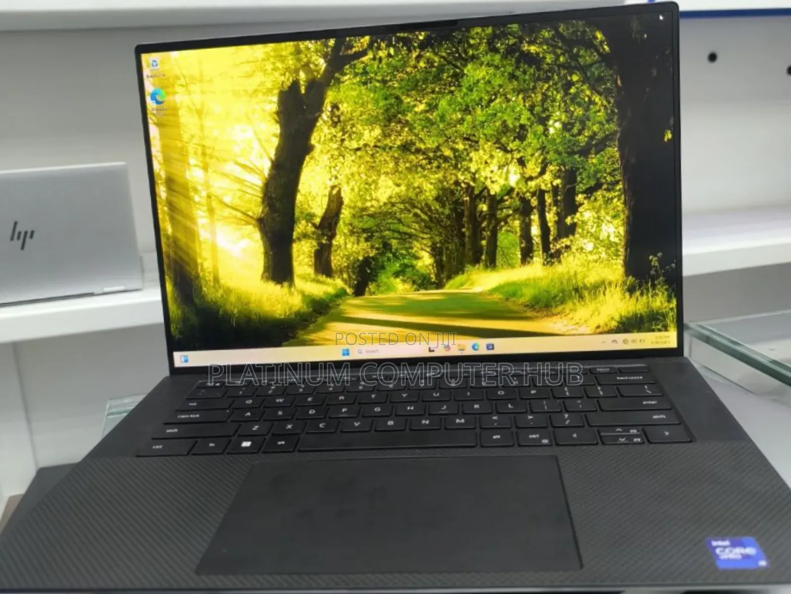 New Laptop Dell Precision 5570 32GB Intel Core I9 SSD 1T