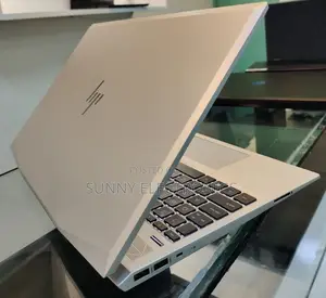 New Laptop HP ZBook 15u G5 16GB Intel Core I7 SSD 512GB