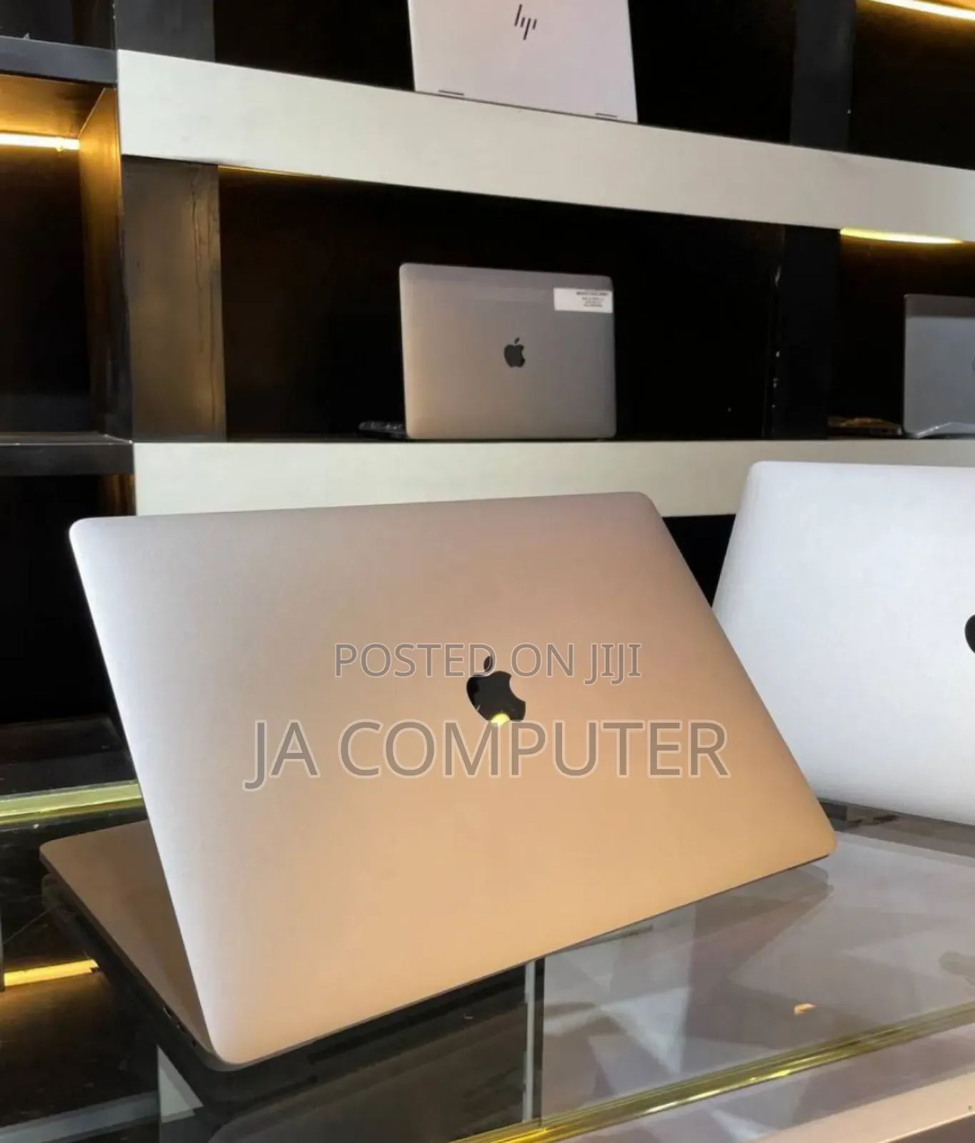 New Laptop Apple MacBook Pro 2019 32GB Intel Core I9 SSD 512GB