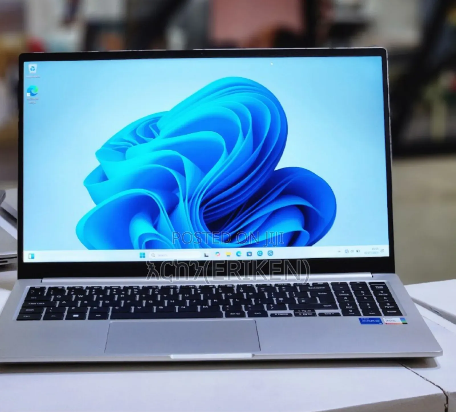 New Laptop Samsung Galaxy Book 2 8GB Intel Core i5 SSD 512GB