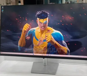 Dell P3223qe – 31.5′′ Monitor
 Display: 31.5′′ Uhd