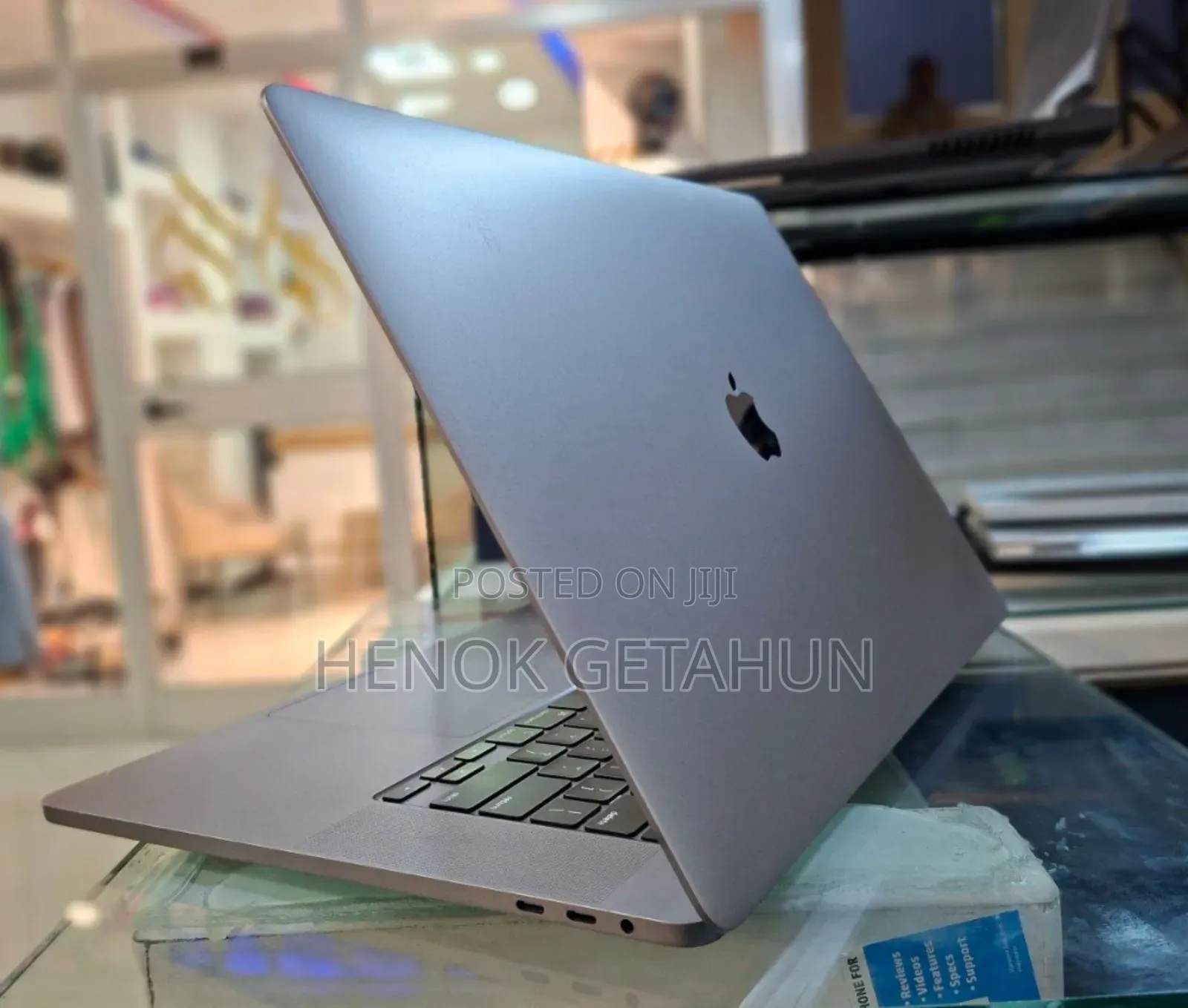 New Laptop Apple MacBook Pro 2019 32GB Intel Core I9 SSD 1T