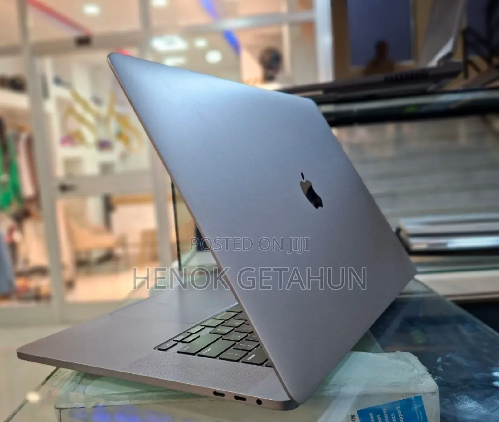 New Laptop Apple MacBook Pro 2019 32GB Intel Core I9 SSD 1T