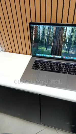 New Laptop Apple MacBook Pro 2019 32GB Intel Core I9 SSD 1T