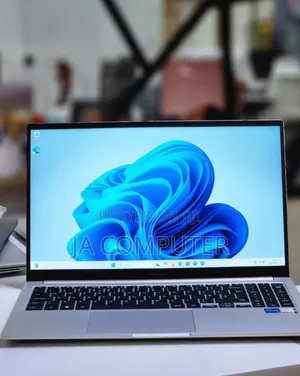 Photo - New Laptop Samsung Galaxy Book 2 8GB Intel Core I5 SSD 512GB