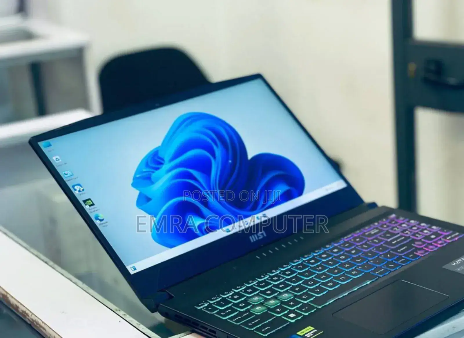 New Laptop MSI Katana 15 16GB Intel Core I7 SSD 1T