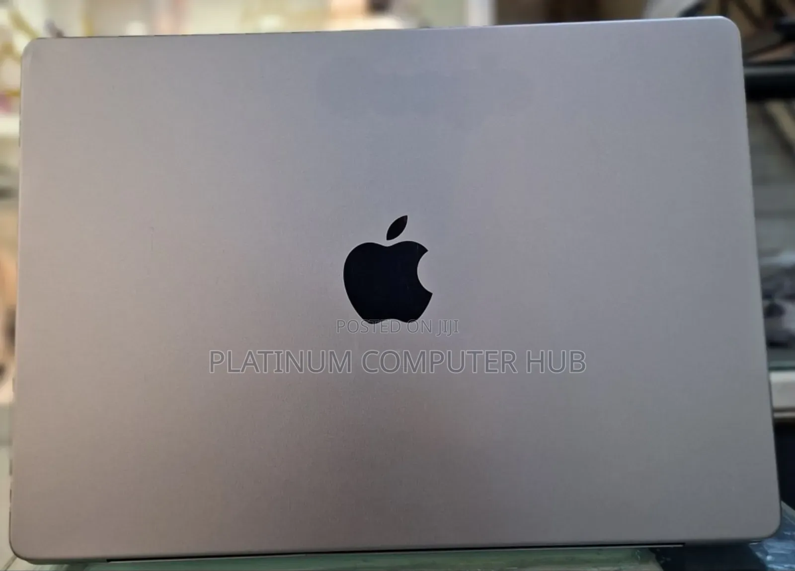 New Laptop Apple MacBook Pro 2021 M1 16GB Apple M1 Pro SSD 512GB