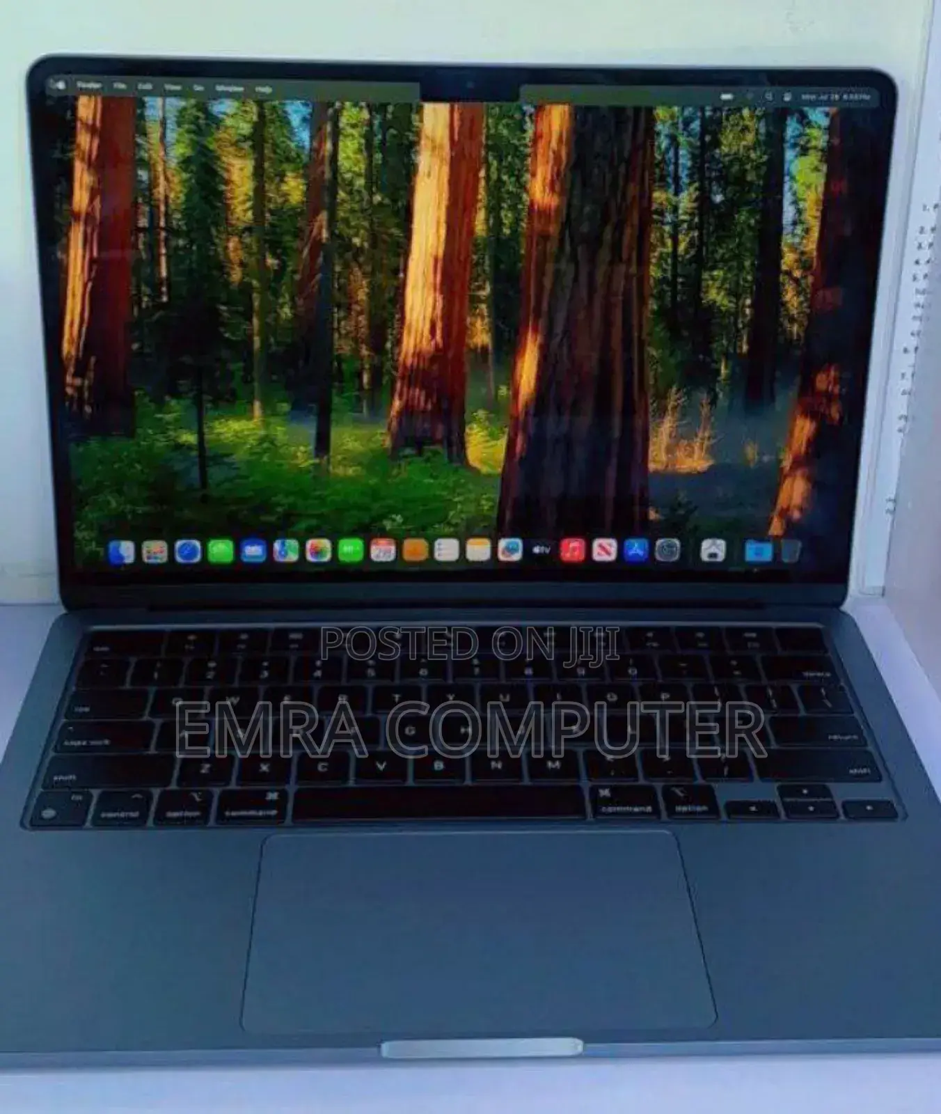 New Laptop Apple MacBook Air 2022 M2 16GB Apple M2 SSD 256GB