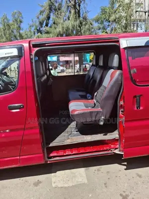 Toyota HiAce 2003 Red