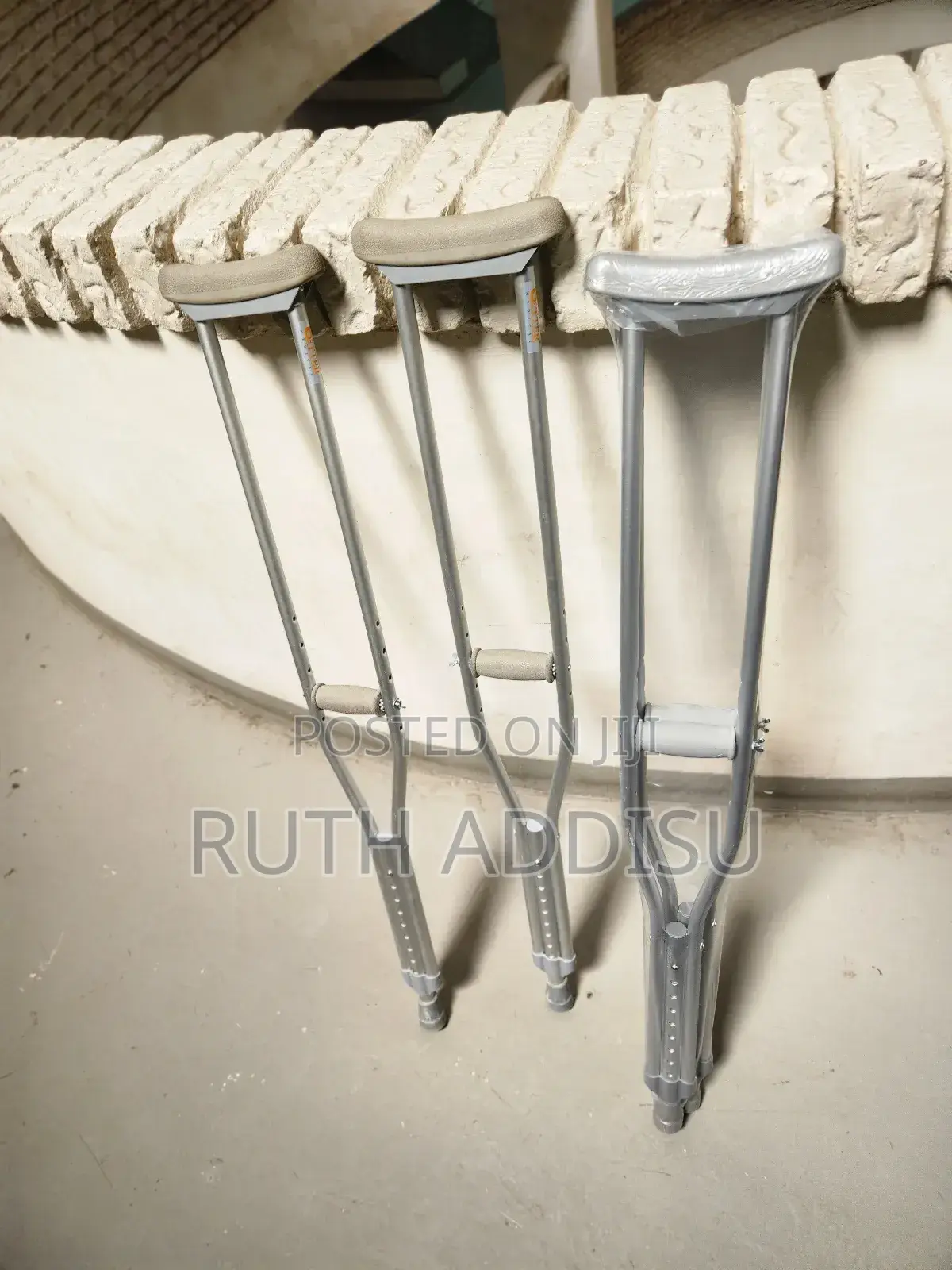 Axillary Bilateral Crutches幅員brand New Axillary Crutches New
