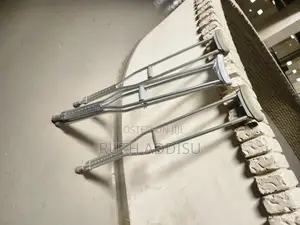 Photo - Axillary Bilateral Crutches袪我axillary Bilateral Crutches