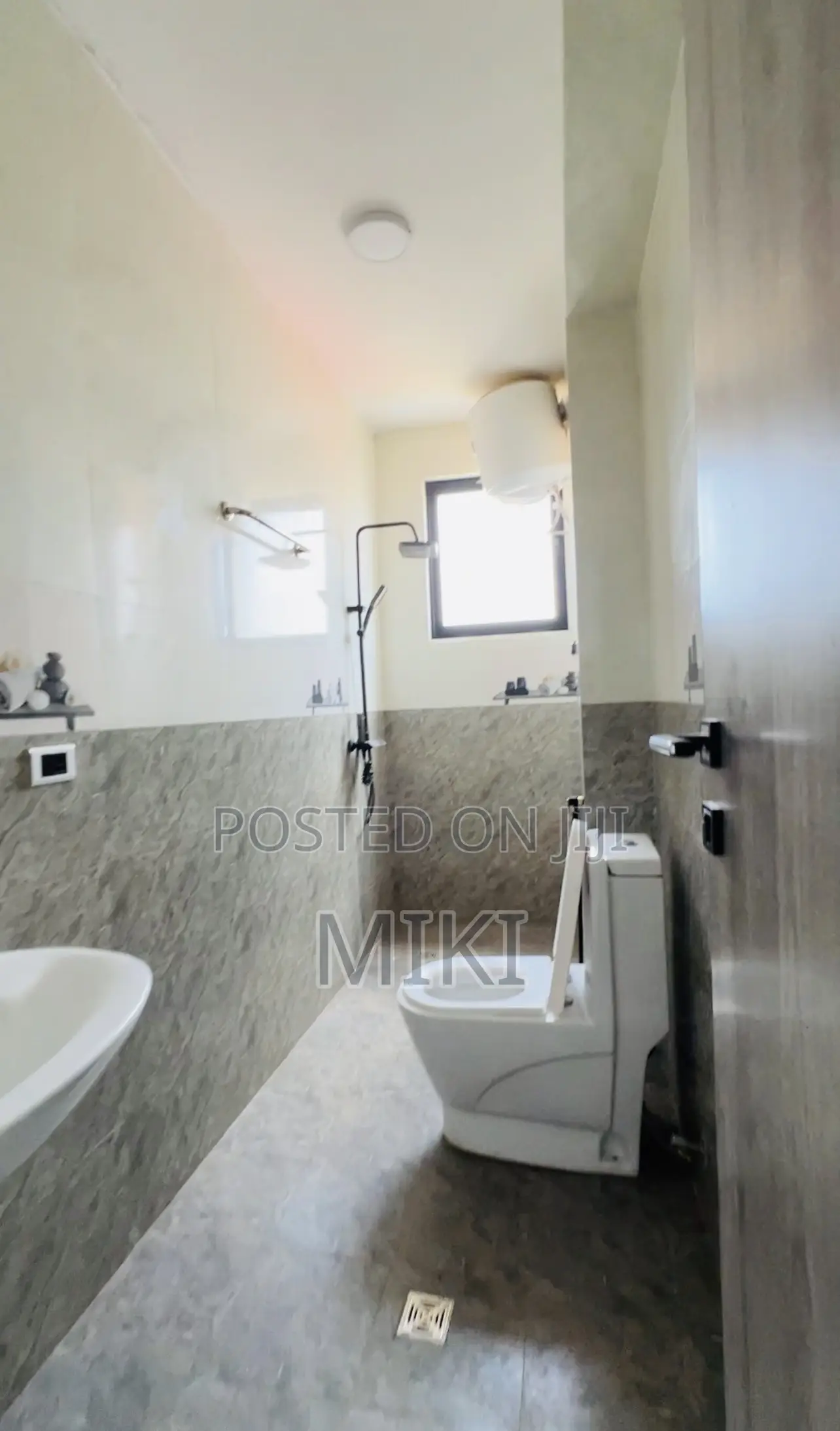 Furnished 3bdrm Apartment in Haile Garment, Nifas Silk-Lafto for sale