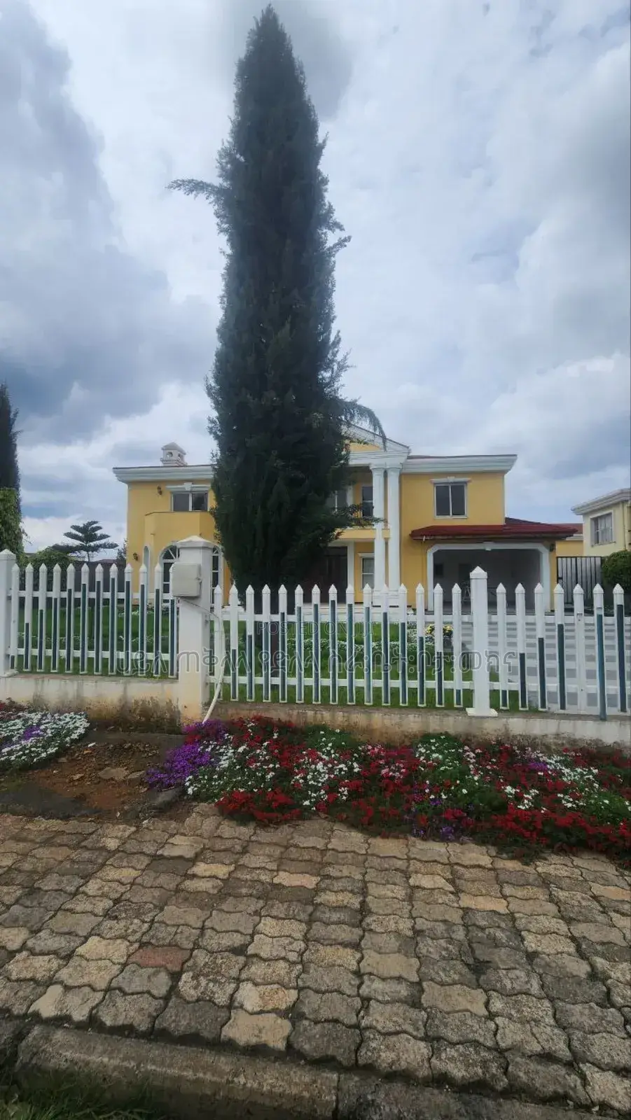 Furnished 6bdrm House in Ccd Real State, Oromia-Finfinne for sale