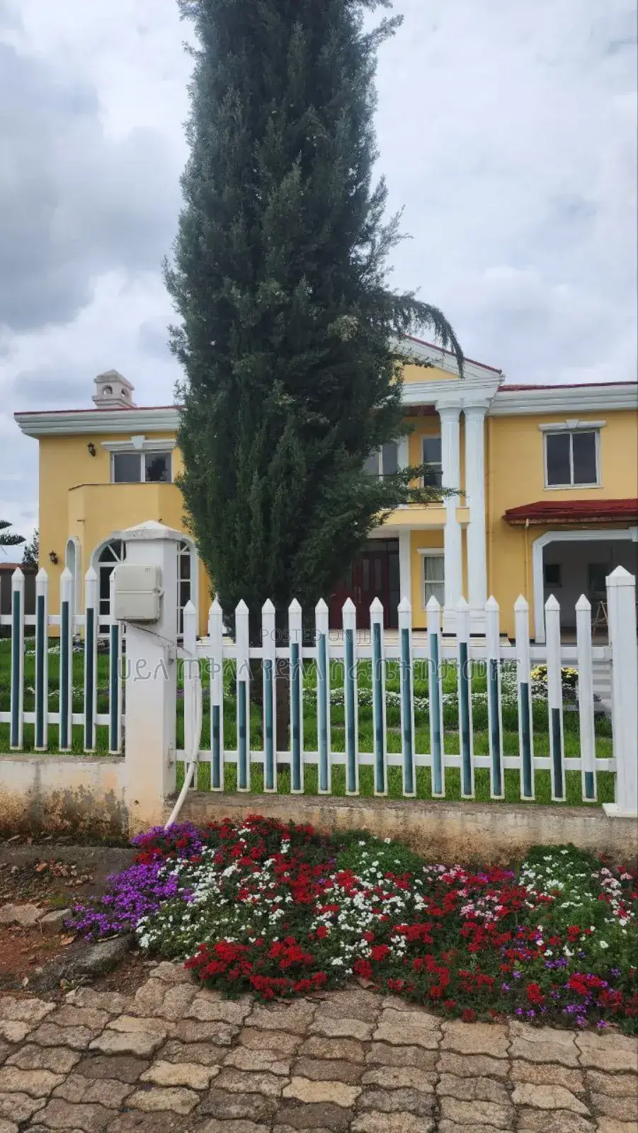 Furnished 6bdrm House in Ccd Real State, Oromia-Finfinne for sale