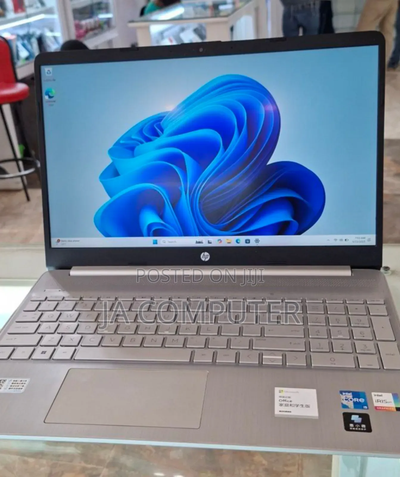 New Laptop HP Stream Notebook 8GB Intel Core I5 SSD 1T