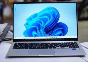 New Laptop Samsung Galaxy Book 2 8GB Intel Core I5 SSD 512GB