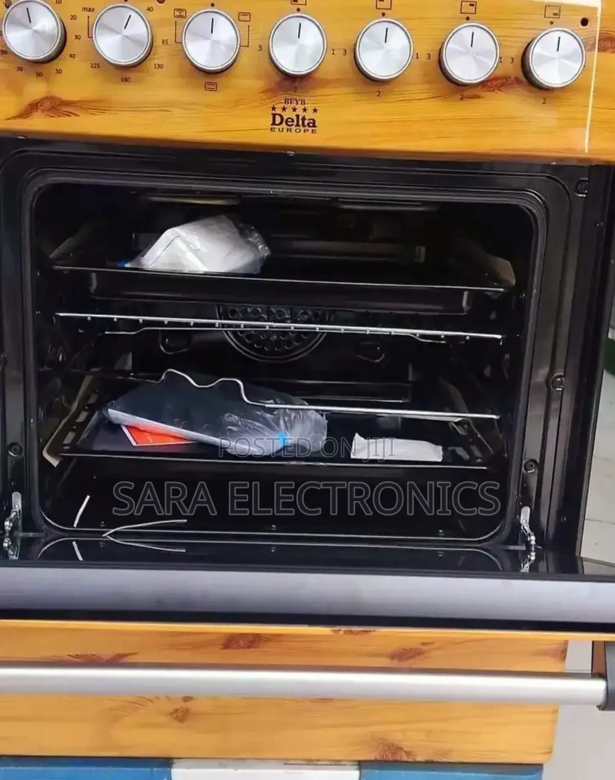 Delta Oven 60x60