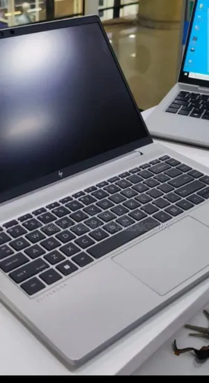 New Laptop HP 630 16GB Intel Core I7 SSD 256GB