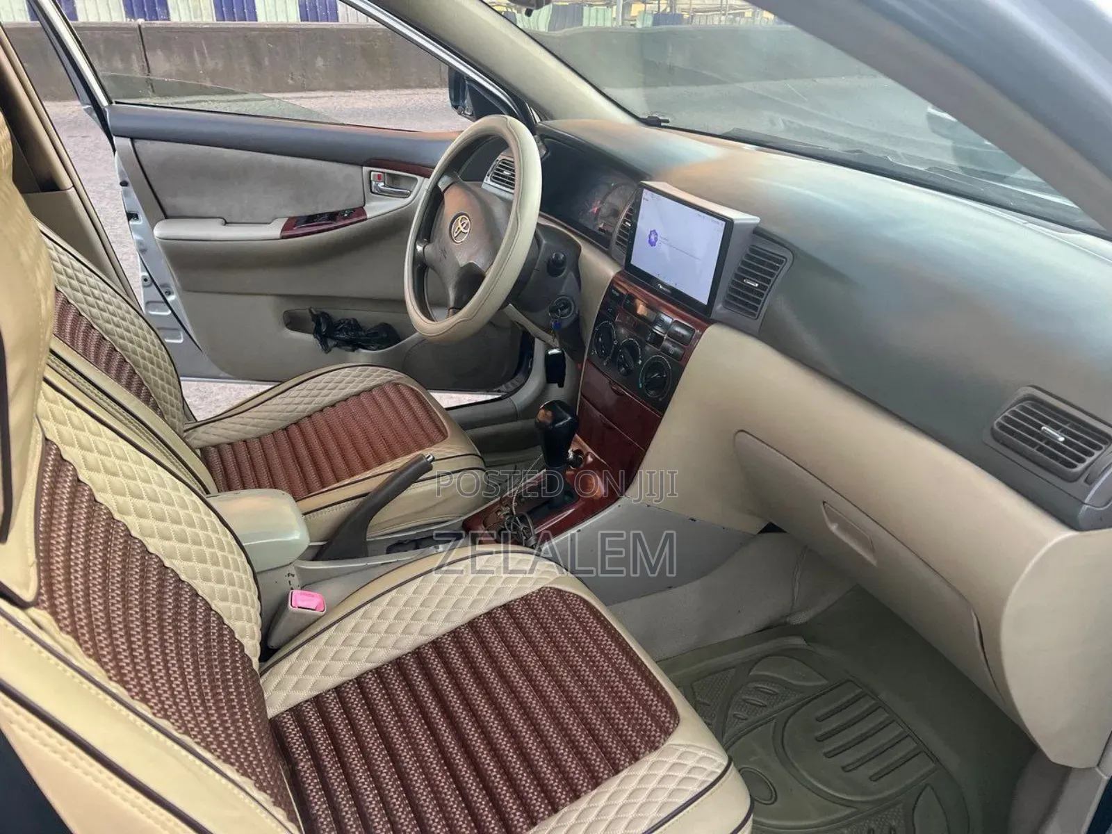 Toyota Corolla 2005 Gray