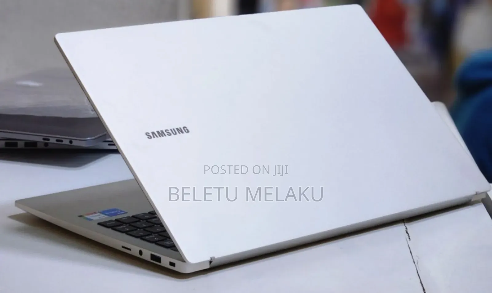 New Laptop Samsung 8GB Intel Core I5 SSD 512GB