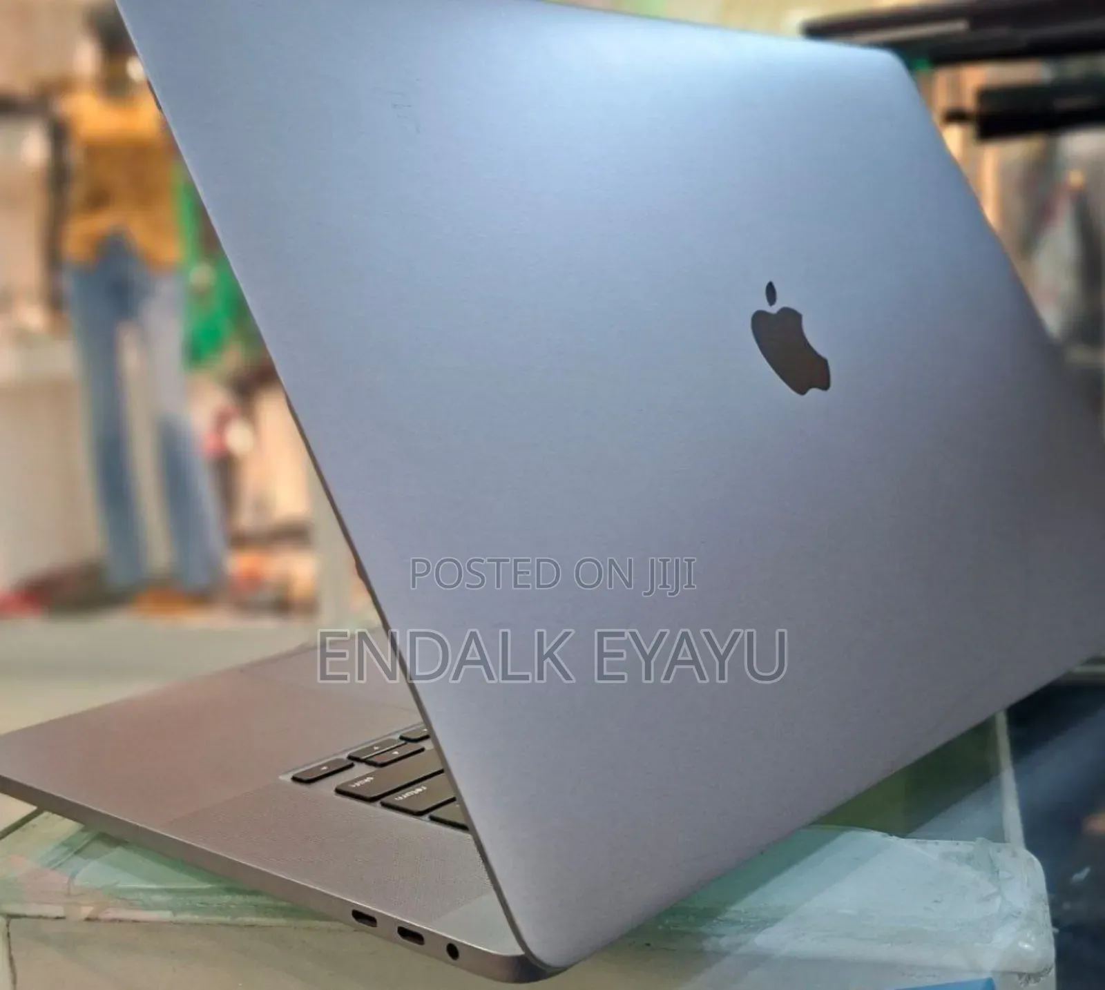 New Laptop Apple MacBook Pro 2019 32GB Intel Core I9 SSD 1T