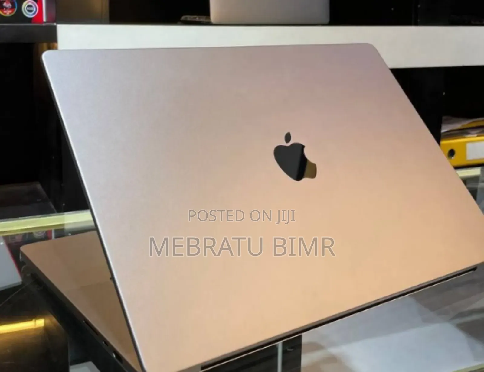 New Laptop Apple MacBook Pro 2021 M1 32GB Apple M1 Pro SSD 1T