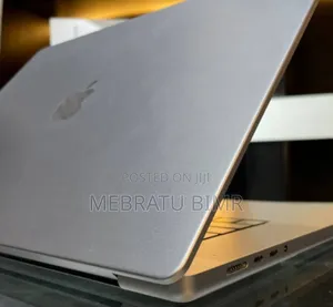 New Laptop Apple MacBook Pro 2021 M1 32GB Apple M1 Pro SSD 1T