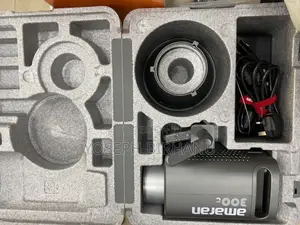 Photo - Amaran 300c + Carrying Case