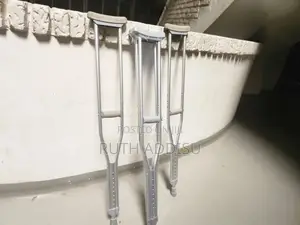 Photo - Crutches鴦你crutches可愛axillary Bilateral Crutches死者crutches