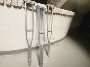 Axillary Bilateral Crutches衫也medical Axillary Crutches New
