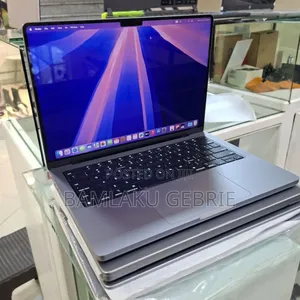 Photo - New Laptop Apple MacBook Pro M1 16GB Apple M1 SSD 1T