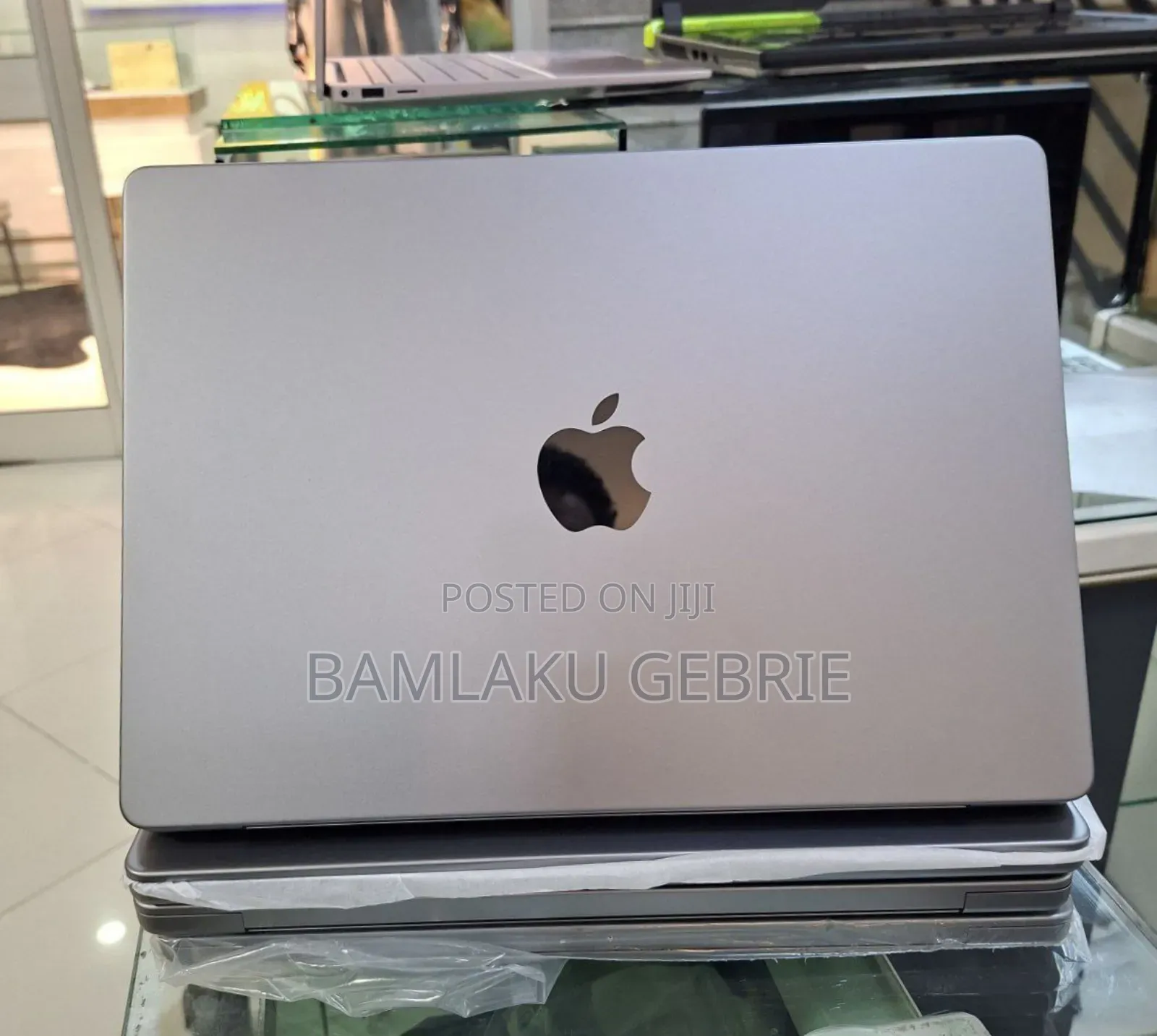 New Laptop Apple MacBook Pro M1 16GB Apple M1 SSD 1T